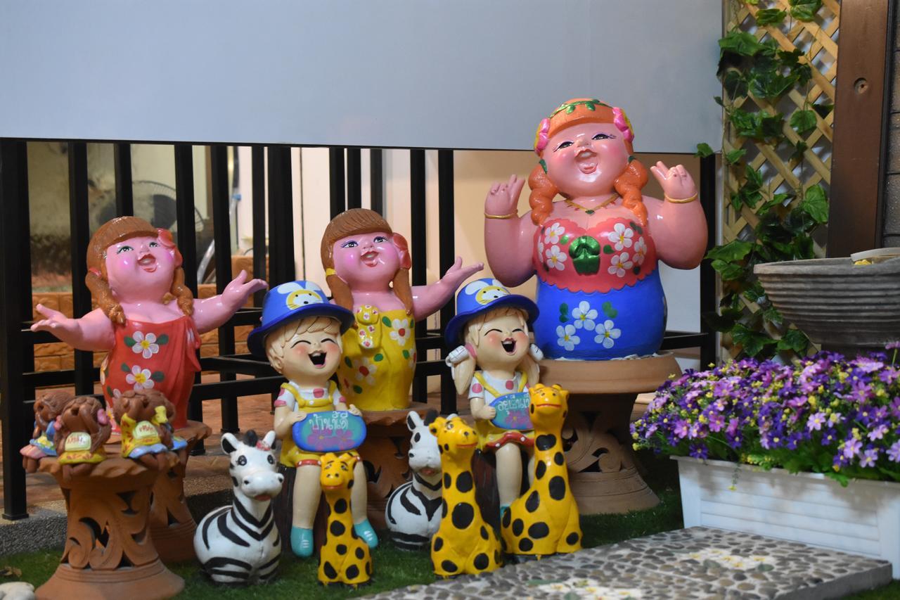 Jn-Boxtel Hostel เชียงใหม่ ภายนอก รูปภาพ