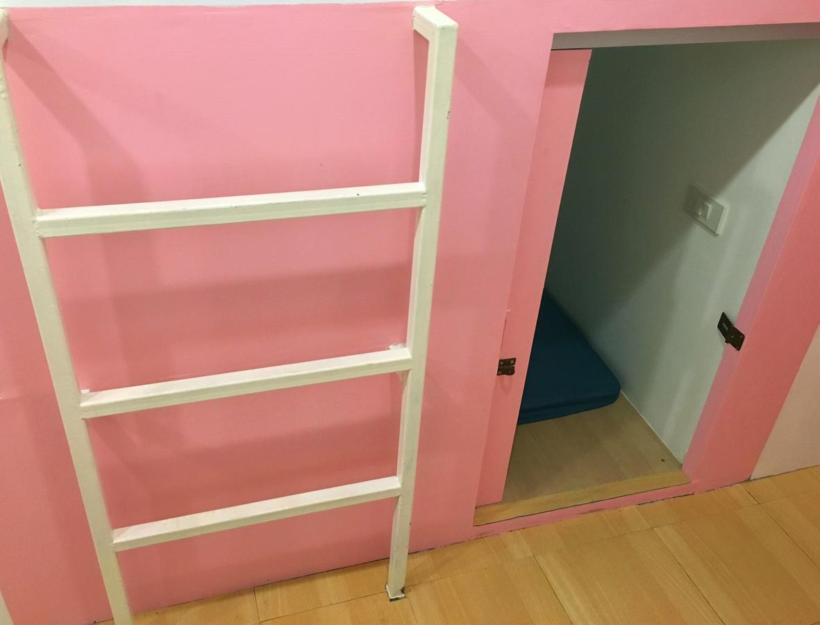 Jn-Boxtel Hostel เชียงใหม่ ภายนอก รูปภาพ