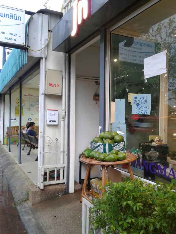 Jn-Boxtel Hostel เชียงใหม่ ภายนอก รูปภาพ