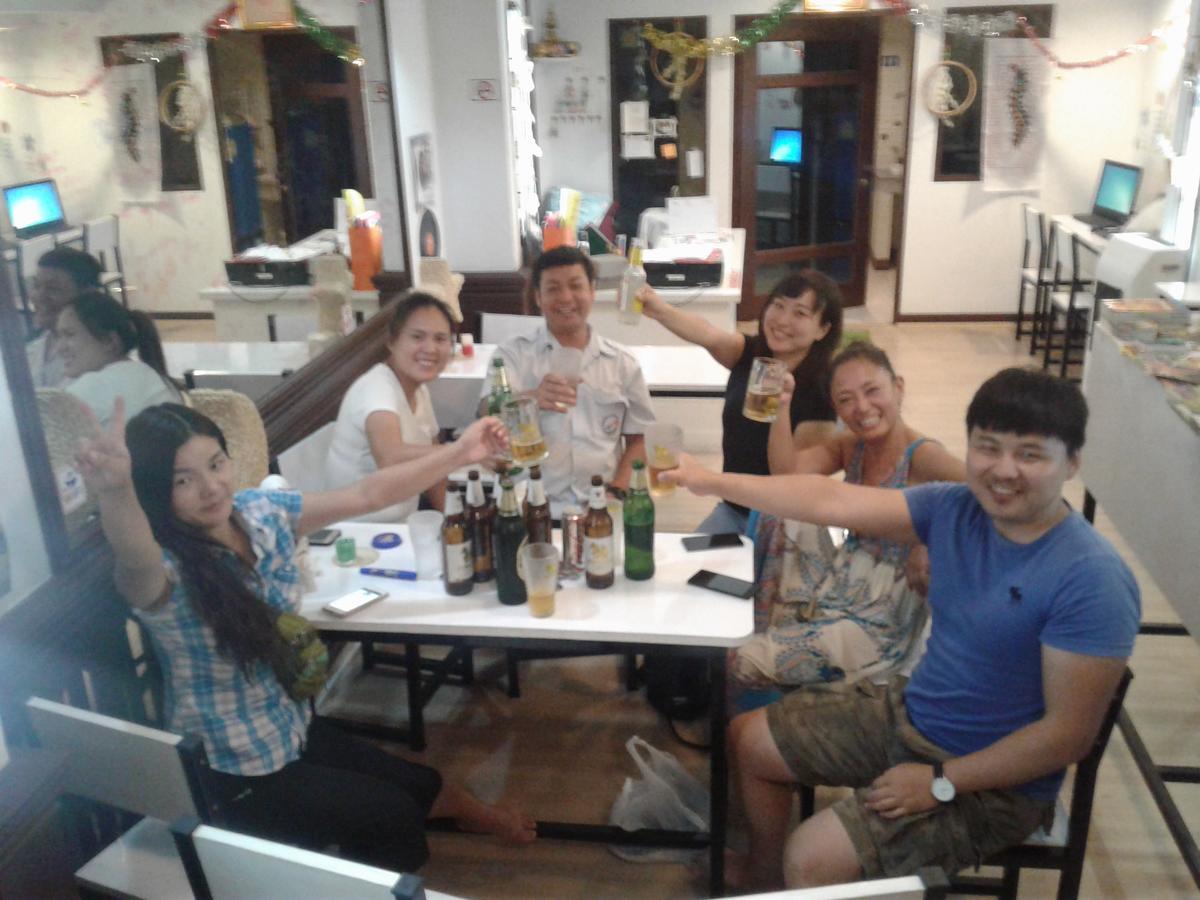 Jn-Boxtel Hostel เชียงใหม่ ภายนอก รูปภาพ