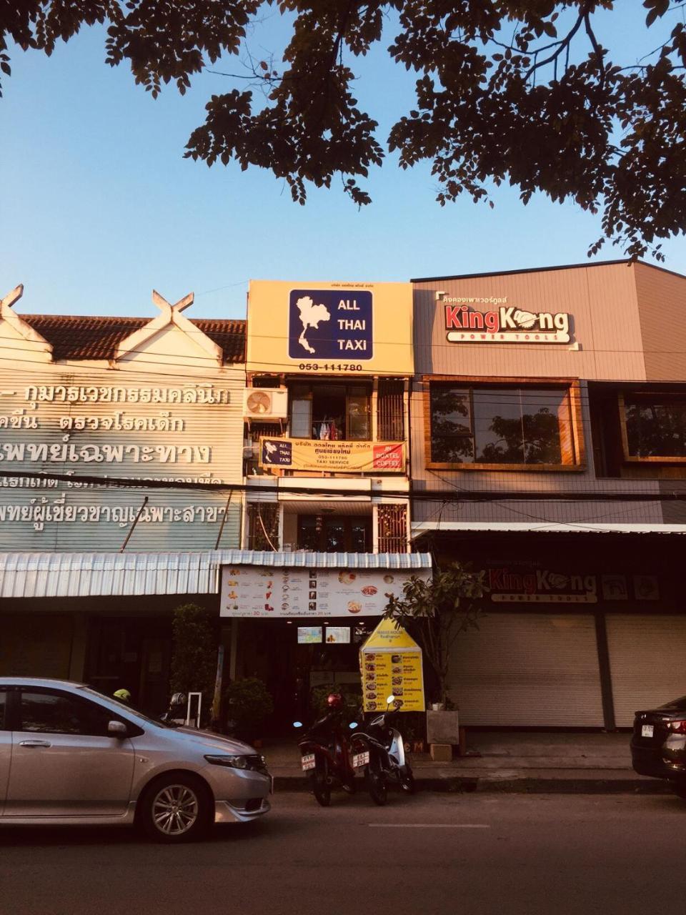 Jn-Boxtel Hostel เชียงใหม่ ภายนอก รูปภาพ