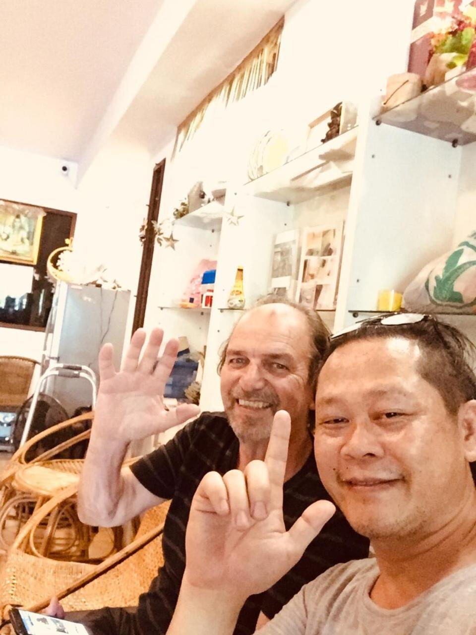 Jn-Boxtel Hostel เชียงใหม่ ภายนอก รูปภาพ