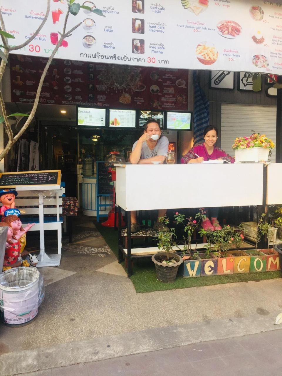 Jn-Boxtel Hostel เชียงใหม่ ภายนอก รูปภาพ