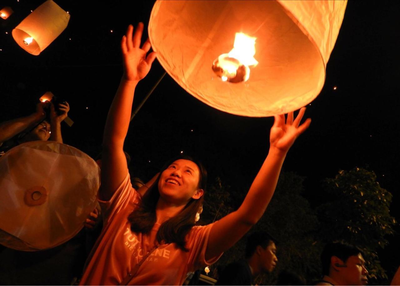 Jn-Boxtel Hostel เชียงใหม่ ภายนอก รูปภาพ