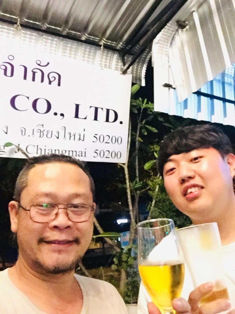 Jn-Boxtel Hostel เชียงใหม่ ภายนอก รูปภาพ